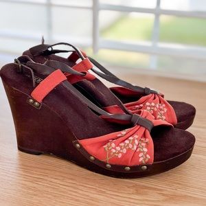 SEYCHELLES BROWN & ORANGE WEDGES